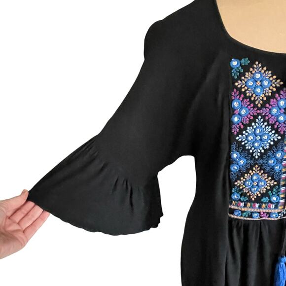 Catina Black Tunic Blouse Blue Geometric Embroidery Tassel Tie Ruffled MED Boho - Picture 3 of 10